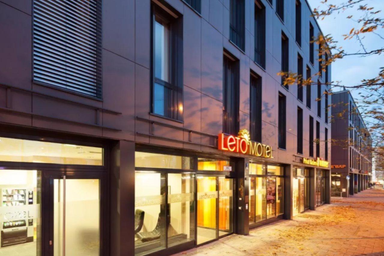 B&B Hotel Muenchen-Moosach Dış mekan fotoğraf
