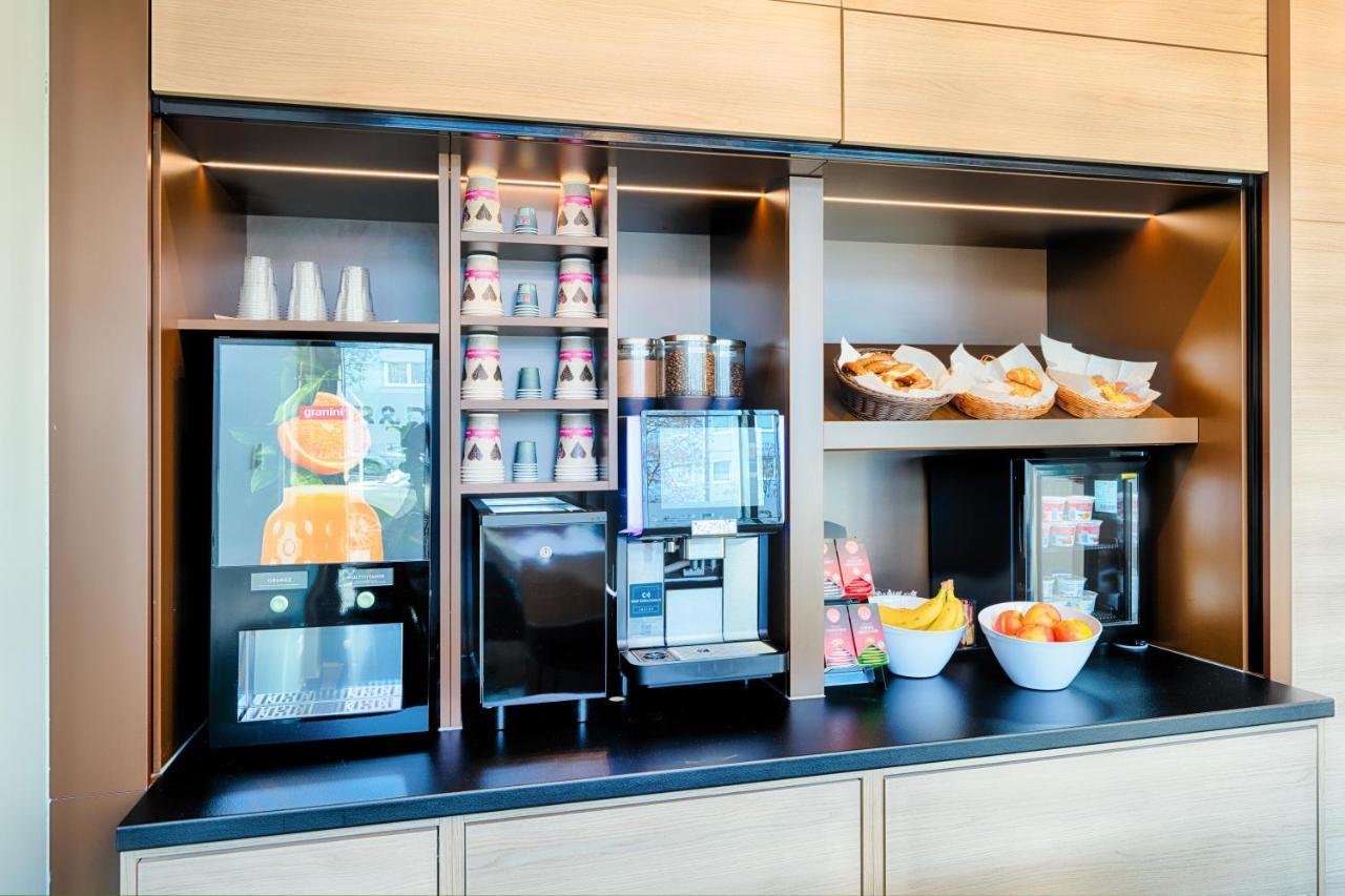 B&B Hotel Muenchen-Moosach Dış mekan fotoğraf