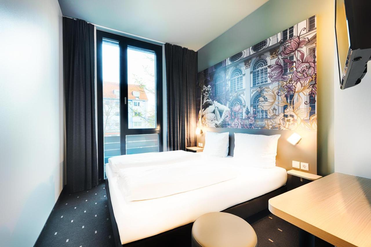 B&B Hotel Muenchen-Moosach Dış mekan fotoğraf