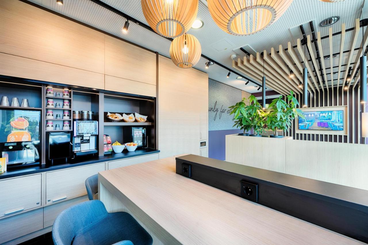 B&B Hotel Muenchen-Moosach Dış mekan fotoğraf