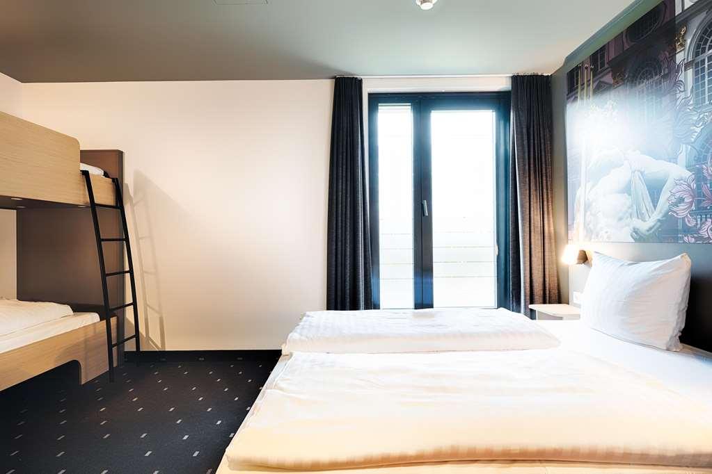 B&B Hotel Muenchen-Moosach Oda fotoğraf
